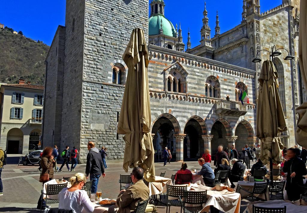 Piazza Duomo Amazing Apartment Como Exterior photo