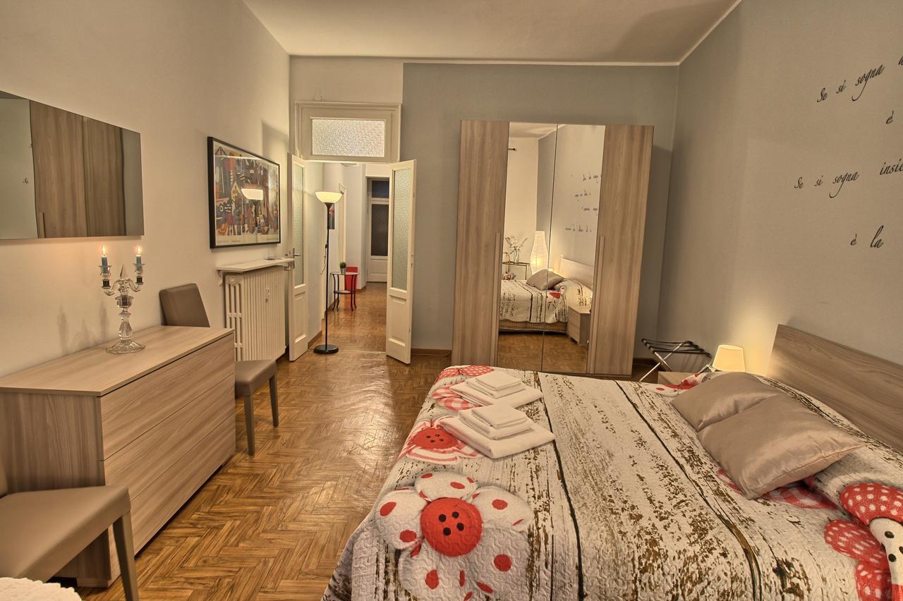 Piazza Duomo Amazing Apartment Como Exterior photo